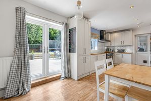 Kitchen/ Diner- click for photo gallery